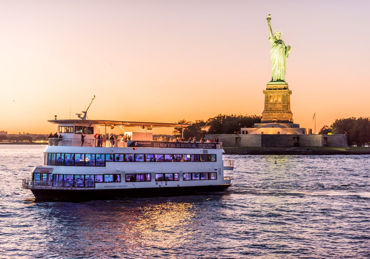 The Best Time to Visit the Statue of Liberty on Your Trip to NYC