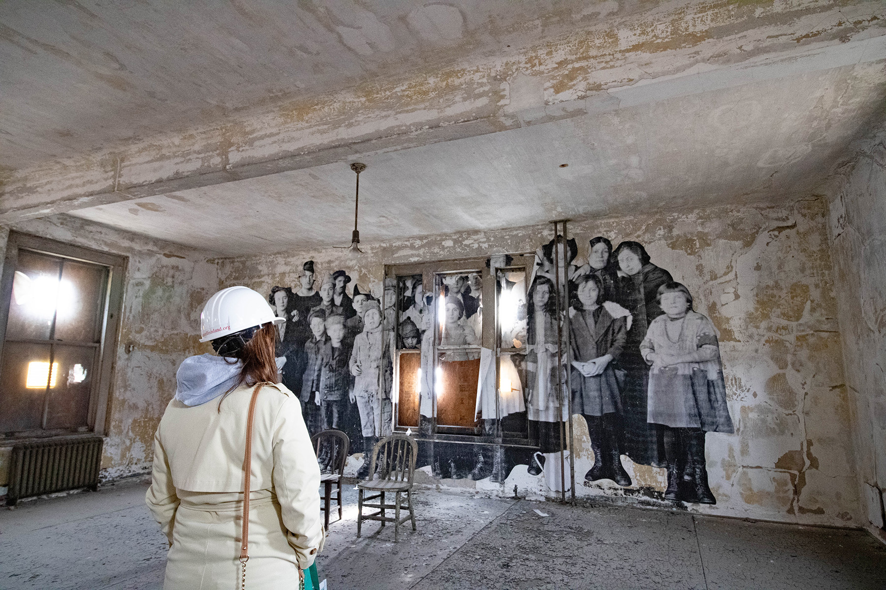 Unframed – Ellis Island